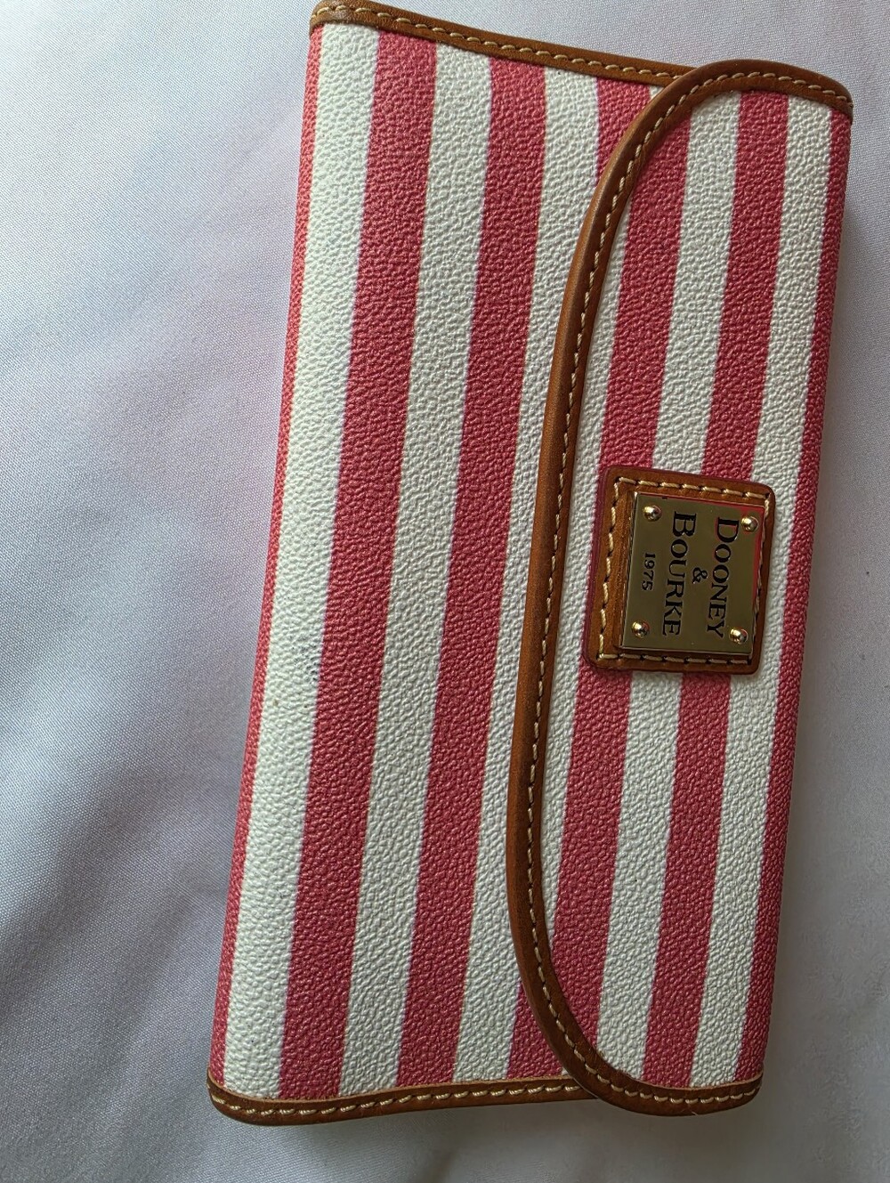 Dooney & Bourke Sullivan Continental Clutch Wallet - Watermelon
